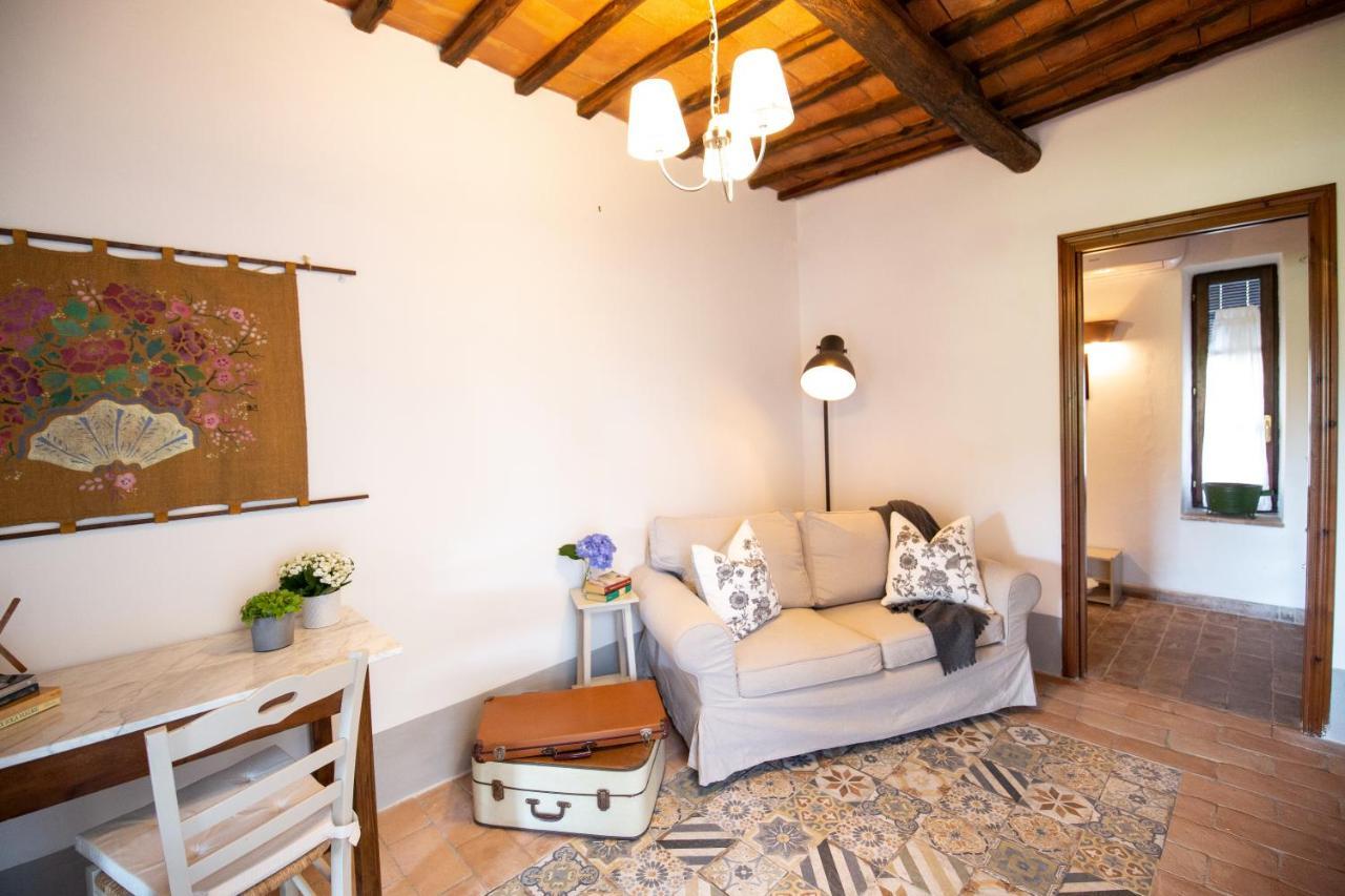 Agriturismo Borgo Di Campagna Il Tesoro Torre Alfina Exterior foto