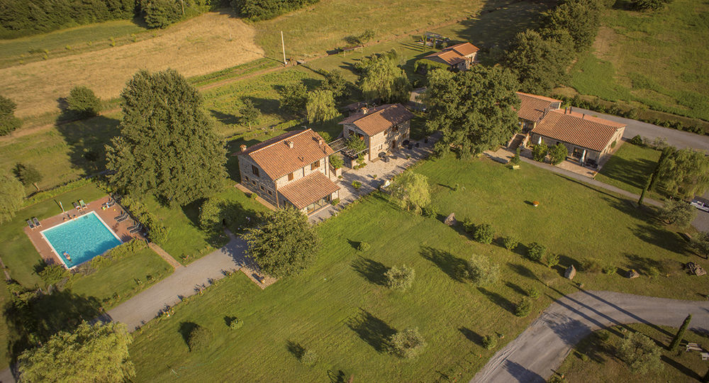 Agriturismo Borgo Di Campagna Il Tesoro Torre Alfina Exterior foto